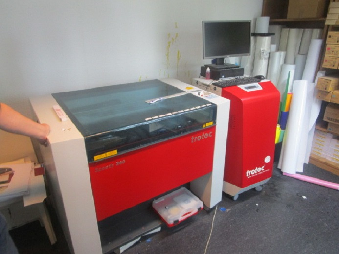 LASER CUTTER TROTEC SPEEDY 360 (Gravieren, Schneiden) - Mašina za rezanje papira: slika 2 LASER CUTTER TROTEC SPEEDY 360 (Gravieren, Schneiden) - Mašina za rezanje papira: slika 2