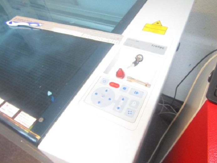 LASER CUTTER TROTEC SPEEDY 360 (Gravieren, Schneiden) - Mašina za rezanje papira: slika 4 LASER CUTTER TROTEC SPEEDY 360 (Gravieren, Schneiden) - Mašina za rezanje papira: slika 4
