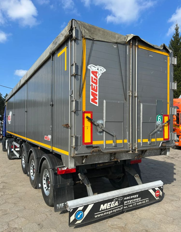 Mega LIGHT WYWROTKA 50 m3 / SAF / KLAPO-DRZWI / 2x SZYBER / 2018 ROK !! - Poluprikolica istovarivača: slika 4 Mega LIGHT WYWROTKA 50 m3 / SAF / KLAPO-DRZWI / 2x SZYBER / 2018 ROK !! - Poluprikolica istovarivača: slika 4