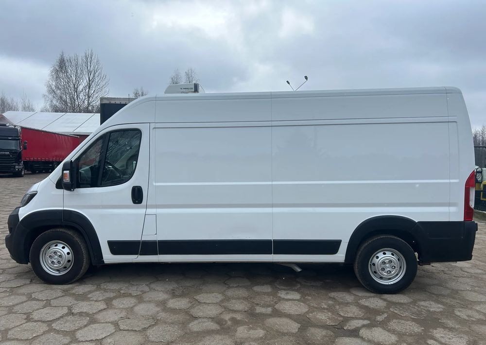 Peugeot BOXER CHŁODNIA MROŹNIA THERMO KING C-150e MAX / 2 KOMORY / 2018 ROK !! - Dostavno vozilo hladnjača: slika 5 Peugeot BOXER CHŁODNIA MROŹNIA THERMO KING C-150e MAX / 2 KOMORY / 2018 ROK !! - Dostavno vozilo hladnjača: slika 5