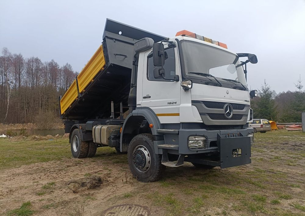 Mercedes-Benz Axor 1824 - Vozilo za čišćenje snega: slika 2 Mercedes-Benz Axor 1824 - Vozilo za čišćenje snega: slika 2
