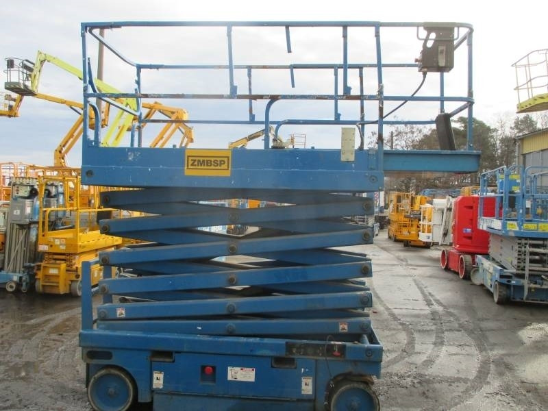 Haulotte Compact 14 - Lift u obliku makaza: slika 5 Haulotte Compact 14 - Lift u obliku makaza: slika 5