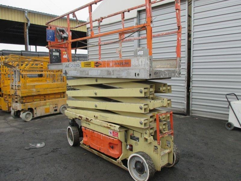 Lift u obliku makaza JLG 2630 ES: slika 8