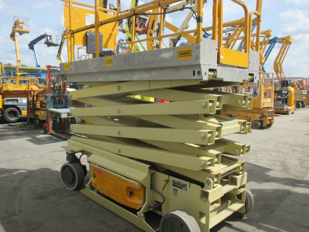 JLG 3246 ES - Lift u obliku makaza: slika 4 JLG 3246 ES - Lift u obliku makaza: slika 4