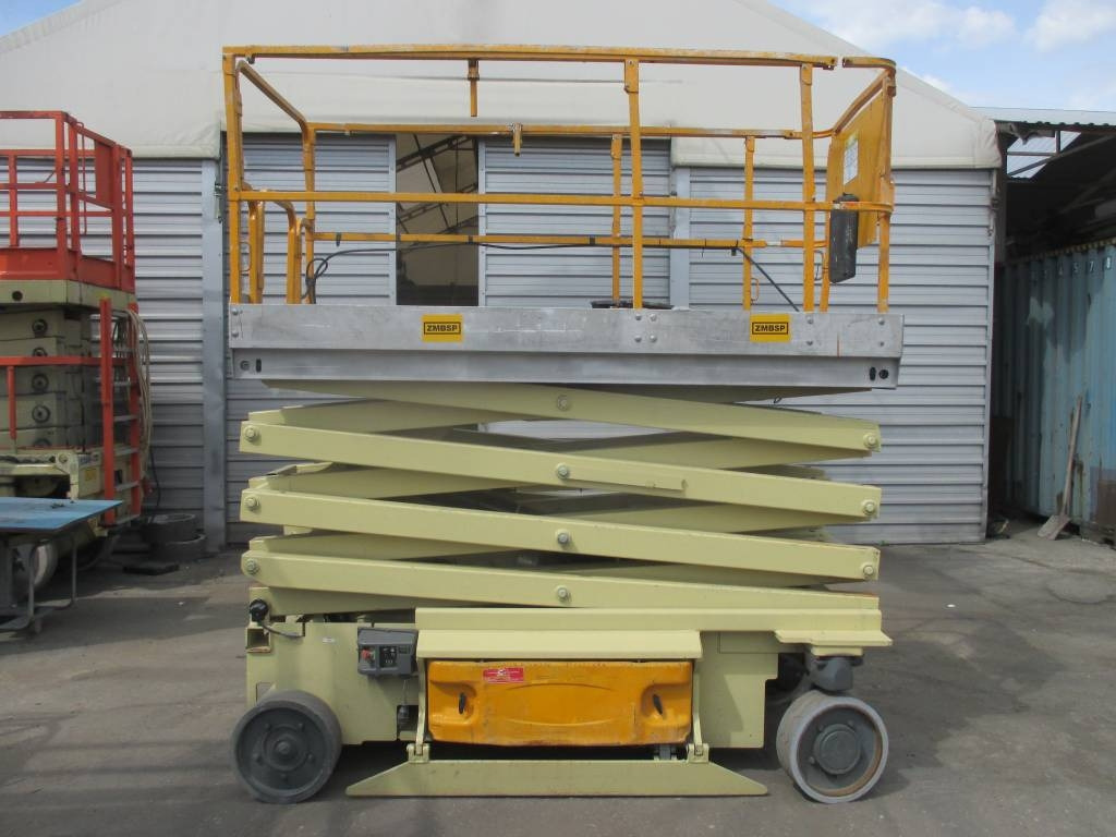 JLG 3246 ES - Lift u obliku makaza: slika 1 JLG 3246 ES - Lift u obliku makaza: slika 1