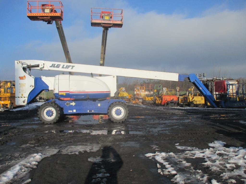 JLG 800 AJ - Zglobna platforma: slika 2 JLG 800 AJ - Zglobna platforma: slika 2