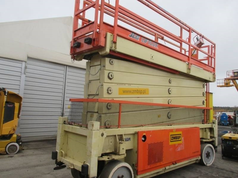 JLG Liftlux 245-12 - Lift u obliku makaza: slika 3 JLG Liftlux 245-12 - Lift u obliku makaza: slika 3