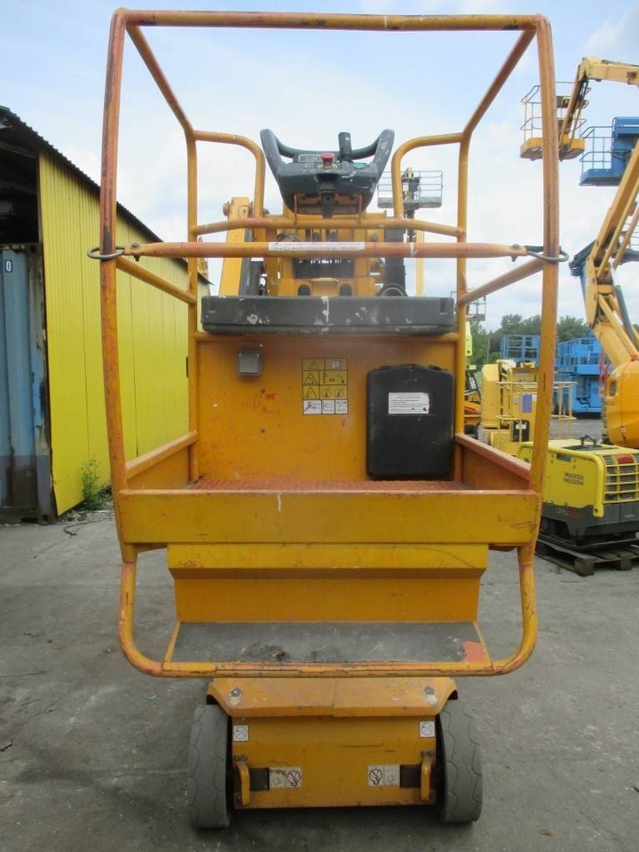 JLG Toucan 8 E  - Jarbolna penjajuća platforma: slika 3 JLG Toucan 8 E  - Jarbolna penjajuća platforma: slika 3
