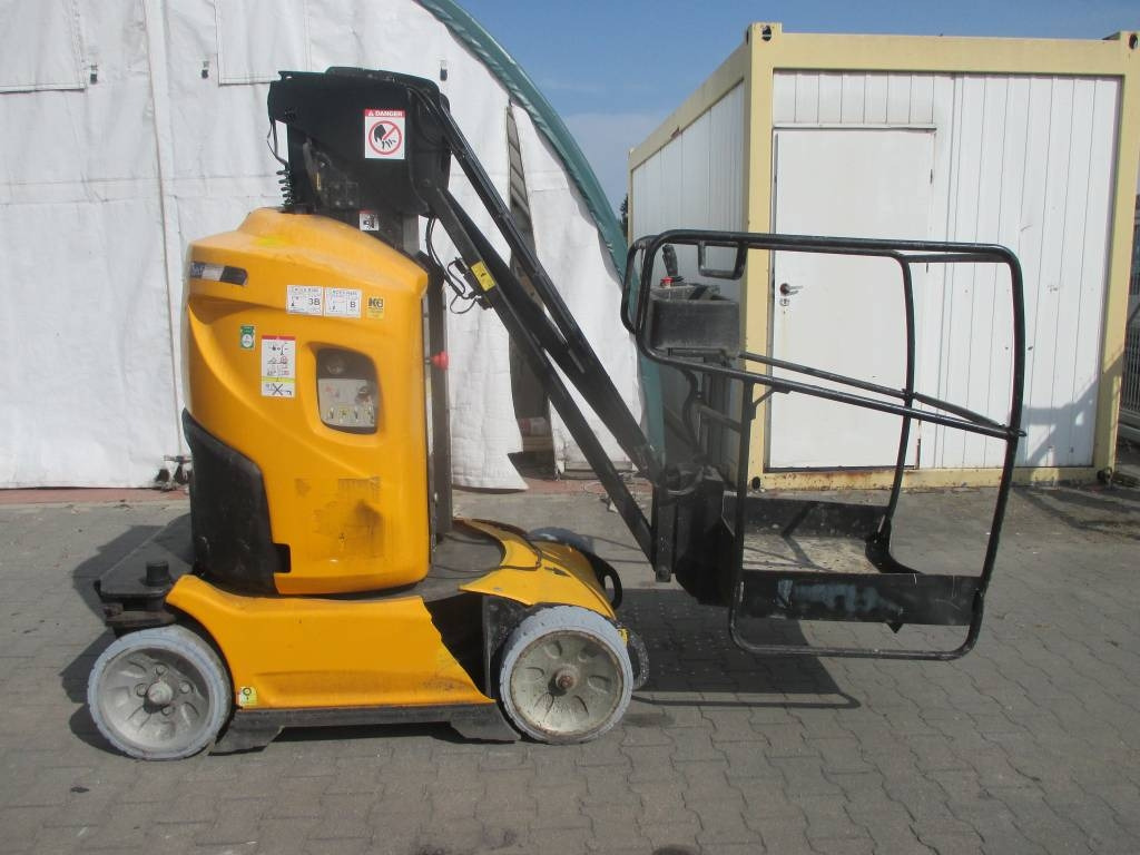 Manitou 100 VJR - Jarbolna penjajuća platforma: slika 1 Manitou 100 VJR - Jarbolna penjajuća platforma: slika 1