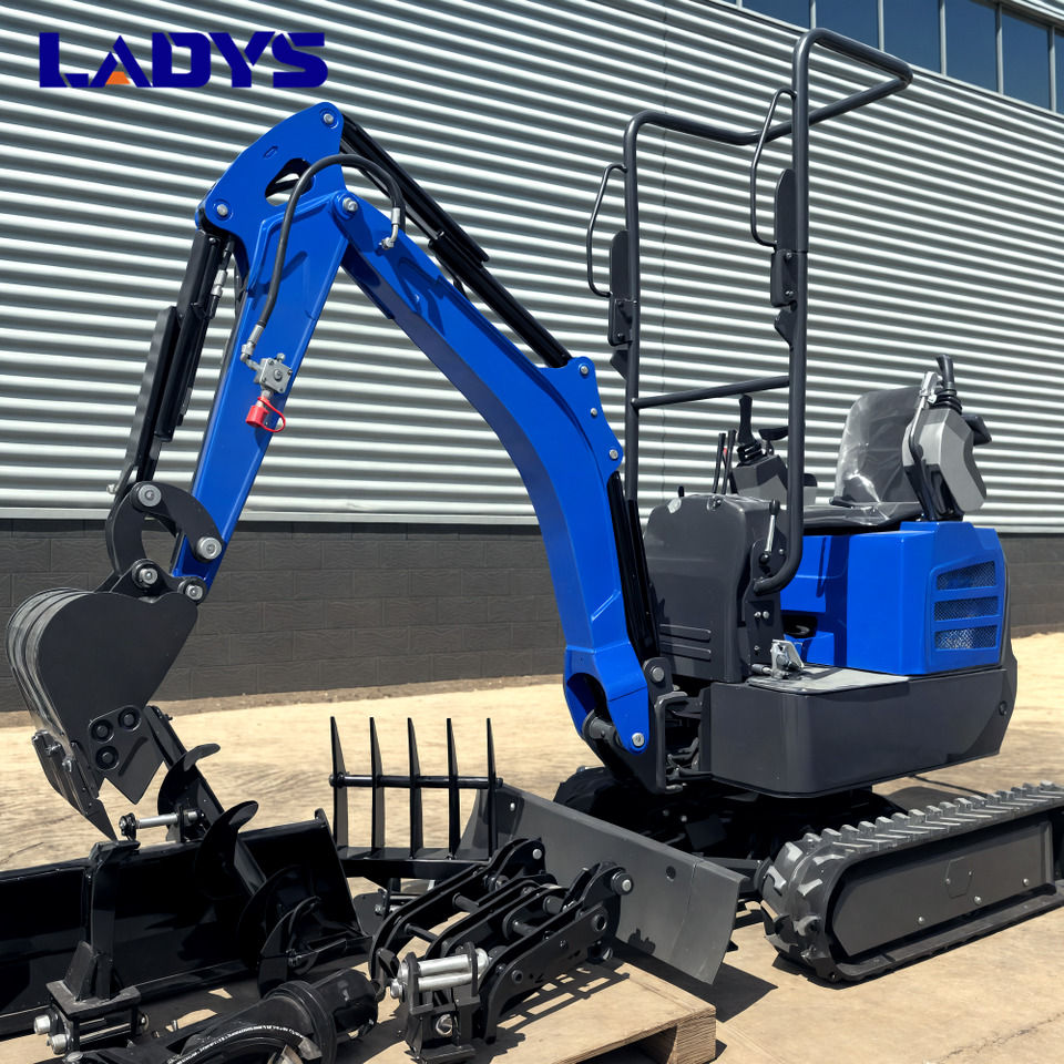 LADYS LA16Pro Mini Excavator Kubota Euro 5/Epa Engine Mini Excavator For Sale - Mini bager: slika 2 LADYS LA16Pro Mini Excavator Kubota Euro 5/Epa Engine Mini Excavator For Sale - Mini bager: slika 2