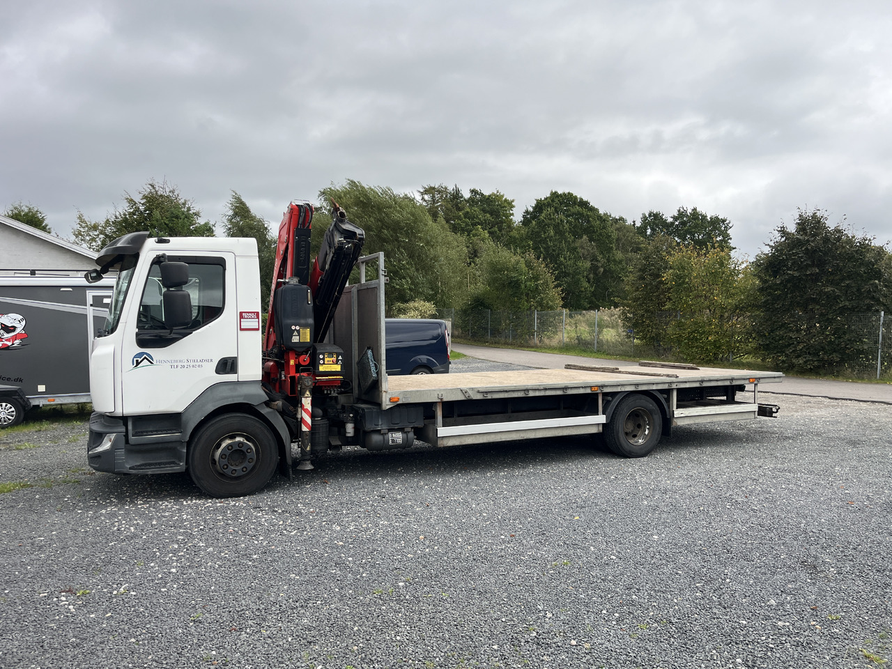 RENAULT D 16 - Kamion sa dizalicom: slika 4 RENAULT D 16 - Kamion sa dizalicom: slika 4