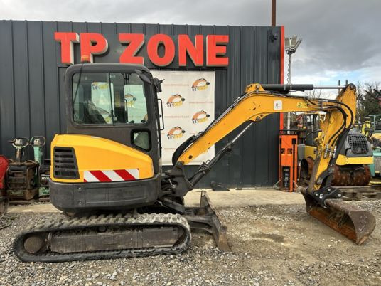 Bobcat E35 CLIM à 22 500 € HT - Mini bager: slika 1 Bobcat E35 CLIM à 22 500 € HT - Mini bager: slika 1