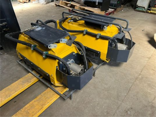 Epareuse pour pelle de 2T à 4T5 - Tarup/ Mulčer: slika 2 Epareuse pour pelle de 2T à 4T5 - Tarup/ Mulčer: slika 2