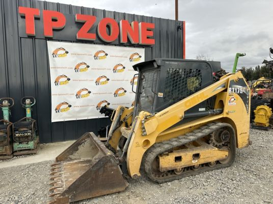 Kompaktni utovarivač guseničar Gehl RT175 High Flow Joystick Clim à 29900 € HT: slika 9 Kompaktni utovarivač guseničar Gehl RT175 High Flow Joystick Clim à 29900 € HT: slika 9