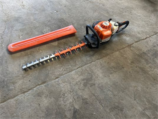 Taille haies thermique STIHL HS 82 R - Baštenska oprema: slika 2 Taille haies thermique STIHL HS 82 R - Baštenska oprema: slika 2