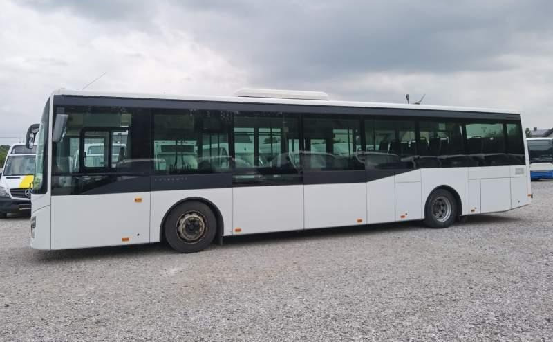 Iveco Crossway LE 12m EURO 6 manual 44+51 - Gradski autobus: slika 4 Iveco Crossway LE 12m EURO 6 manual 44+51 - Gradski autobus: slika 4