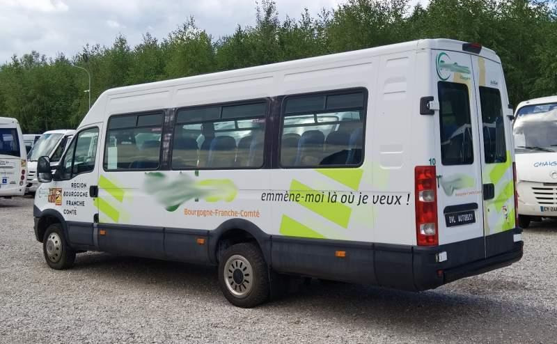 Iveco Daily 23 miejsca, KLIMA, WEBASTO - Prigradski autobus: slika 5 Iveco Daily 23 miejsca, KLIMA, WEBASTO - Prigradski autobus: slika 5