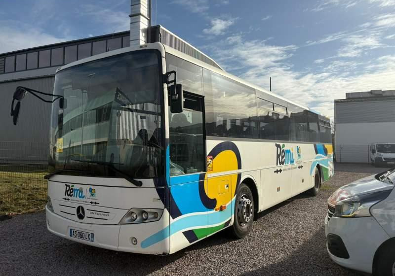 Mercedes-Benz Intouro 12 m crossway recreo, - Prigradski autobus: slika 1 Mercedes-Benz Intouro 12 m crossway recreo, - Prigradski autobus: slika 1