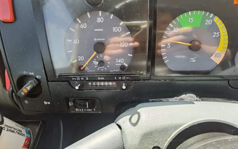 Lizing  Mercedes-Benz Vario 814D 38+12 Mercedes-Benz Vario 814D 38+12: slika 8 Lizing  Mercedes-Benz Vario 814D 38+12 Mercedes-Benz Vario 814D 38+12: slika 8