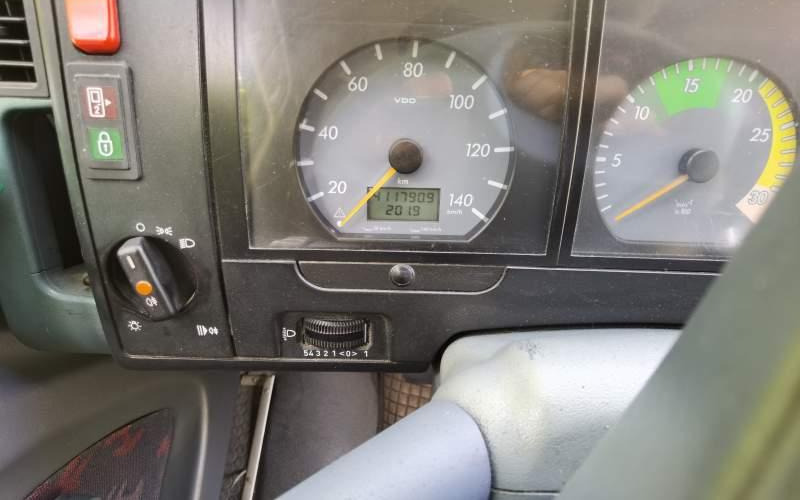 Mercedes-Benz Vario 814D 38 - Prigradski autobus: slika 5 Mercedes-Benz Vario 814D 38 - Prigradski autobus: slika 5