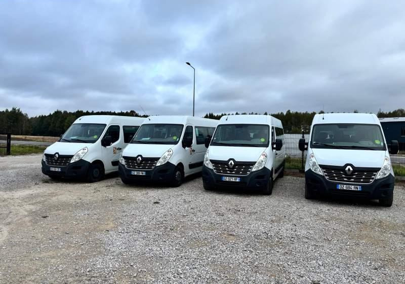 Renault Master 17 miejsc EURO 6 4 szt - Minibus, Putnički kombi: slika 1 Renault Master 17 miejsc EURO 6 4 szt - Minibus, Putnički kombi: slika 1