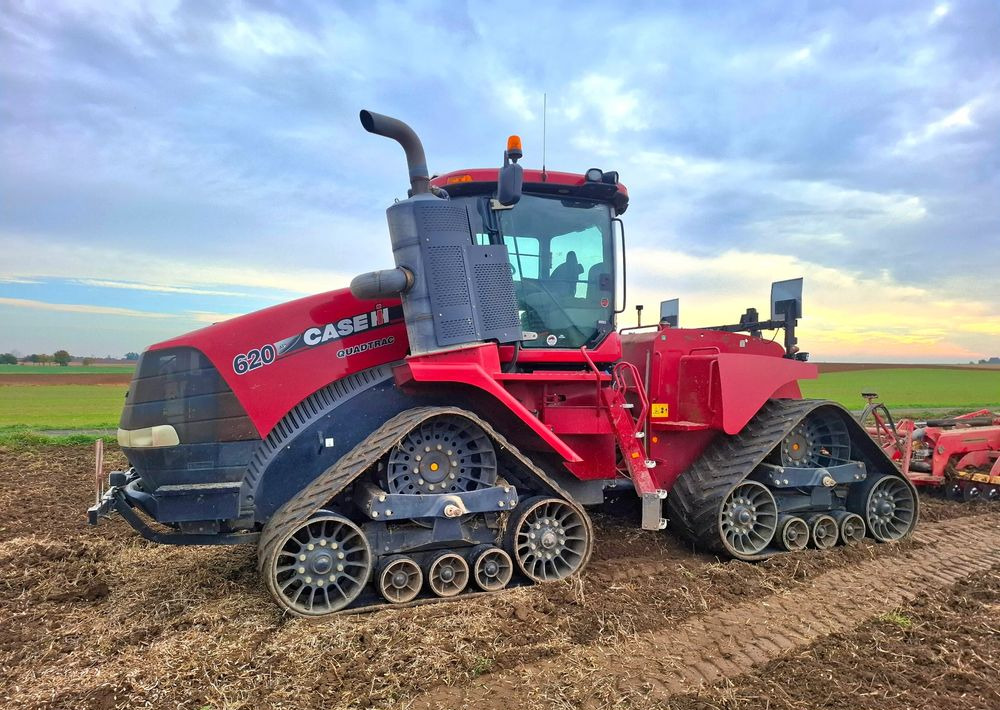 Case IH QUADTRAC 620 2015 ROK , GPS, Nie Malowany, Stan Idealny - Traktor: slika 2 Case IH QUADTRAC 620 2015 ROK , GPS, Nie Malowany, Stan Idealny - Traktor: slika 2