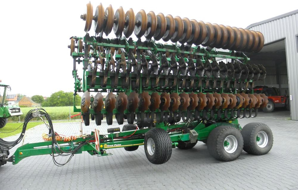 Great Plains Simba X-Prees 10 Stan Bardzo Dobry, 2014 Rok, Nie Malowana - Oprema za obradu zemljišta: slika 2 Great Plains Simba X-Prees 10 Stan Bardzo Dobry, 2014 Rok, Nie Malowana - Oprema za obradu zemljišta: slika 2