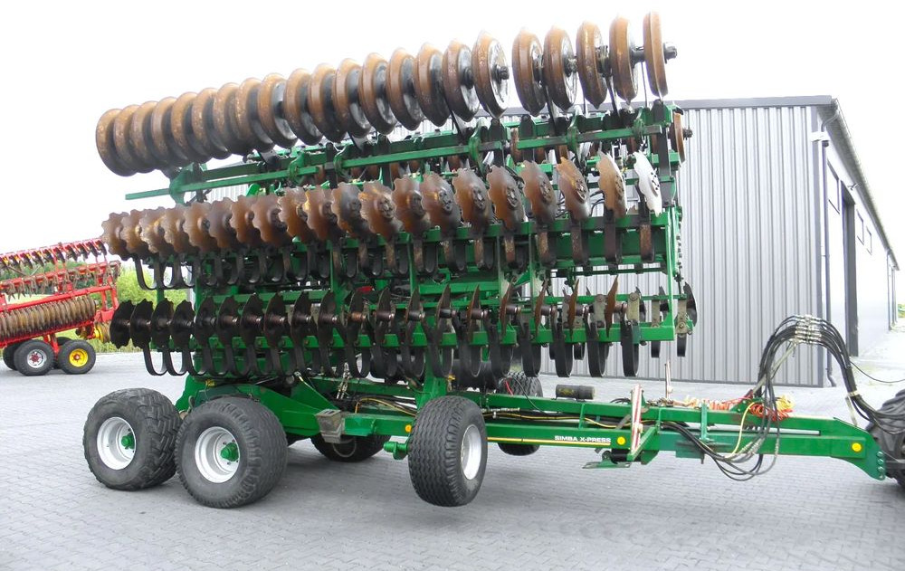 Great Plains Simba X-Prees 10 Stan Bardzo Dobry, 2014 Rok, Nie Malowana - Oprema za obradu zemljišta: slika 3 Great Plains Simba X-Prees 10 Stan Bardzo Dobry, 2014 Rok, Nie Malowana - Oprema za obradu zemljišta: slika 3