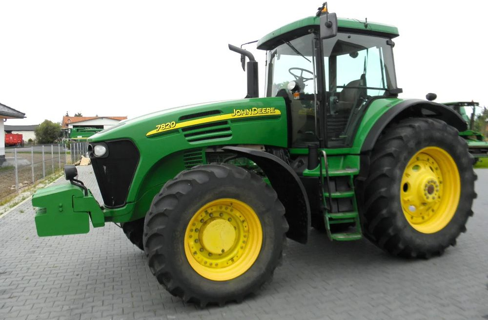 John Deere 7820 2006 Rok, POWERQUAD Skrzynia, TLS, Nie Malowany, Stan Idealny - Traktor: slika 3 John Deere 7820 2006 Rok, POWERQUAD Skrzynia, TLS, Nie Malowany, Stan Idealny - Traktor: slika 3