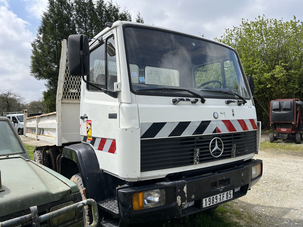 MERCEDES-BENZ 1314 benne 4x4 - Istovarivač: slika 2 MERCEDES-BENZ 1314 benne 4x4 - Istovarivač: slika 2
