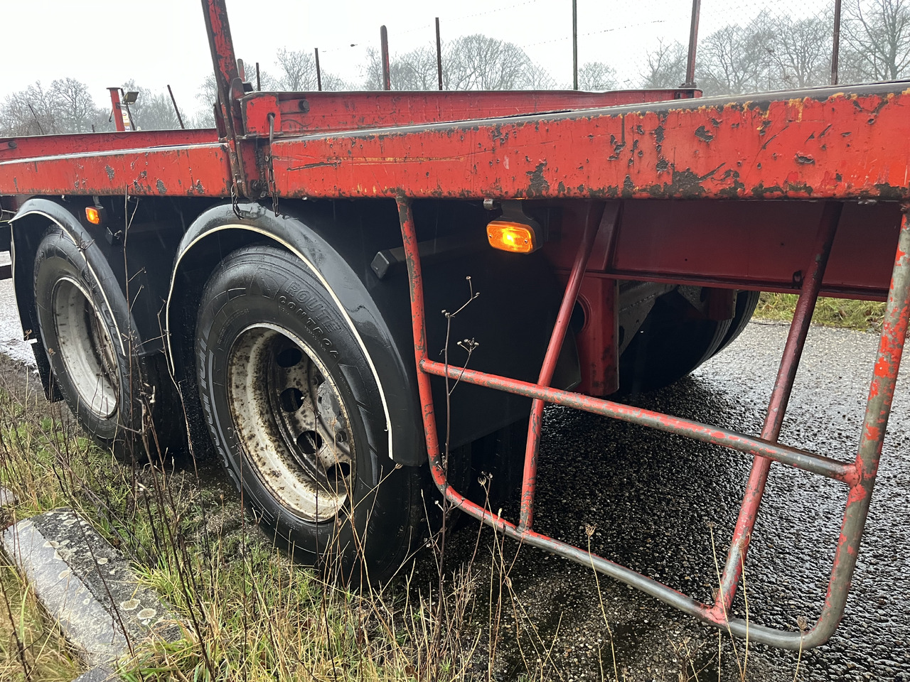 Lizing TRAILOR 2 essieux jumelés TRAILOR 2 essieux jumelés: slika 8 Lizing TRAILOR 2 essieux jumelés TRAILOR 2 essieux jumelés: slika 8