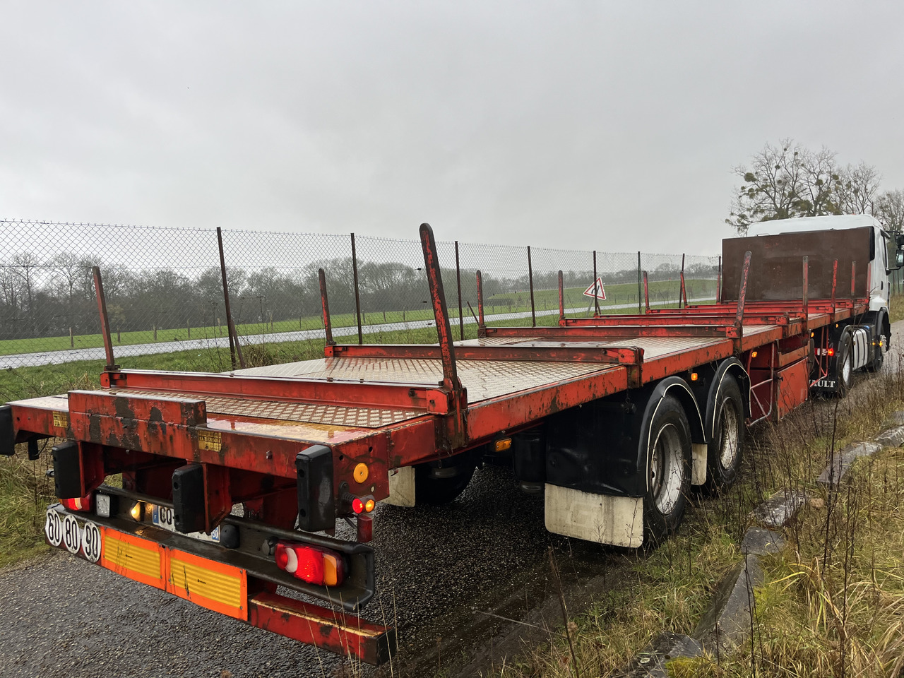 Lizing TRAILOR 2 essieux jumelés TRAILOR 2 essieux jumelés: slika 6 Lizing TRAILOR 2 essieux jumelés TRAILOR 2 essieux jumelés: slika 6