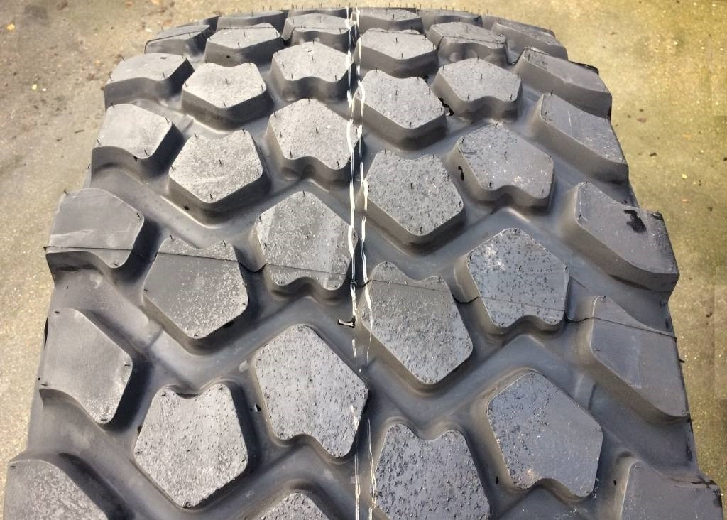 Michelin 24R21 XZL - NEW  - Guma za Poljoprivredna mašina: slika 2 Michelin 24R21 XZL - NEW  - Guma za Poljoprivredna mašina: slika 2
