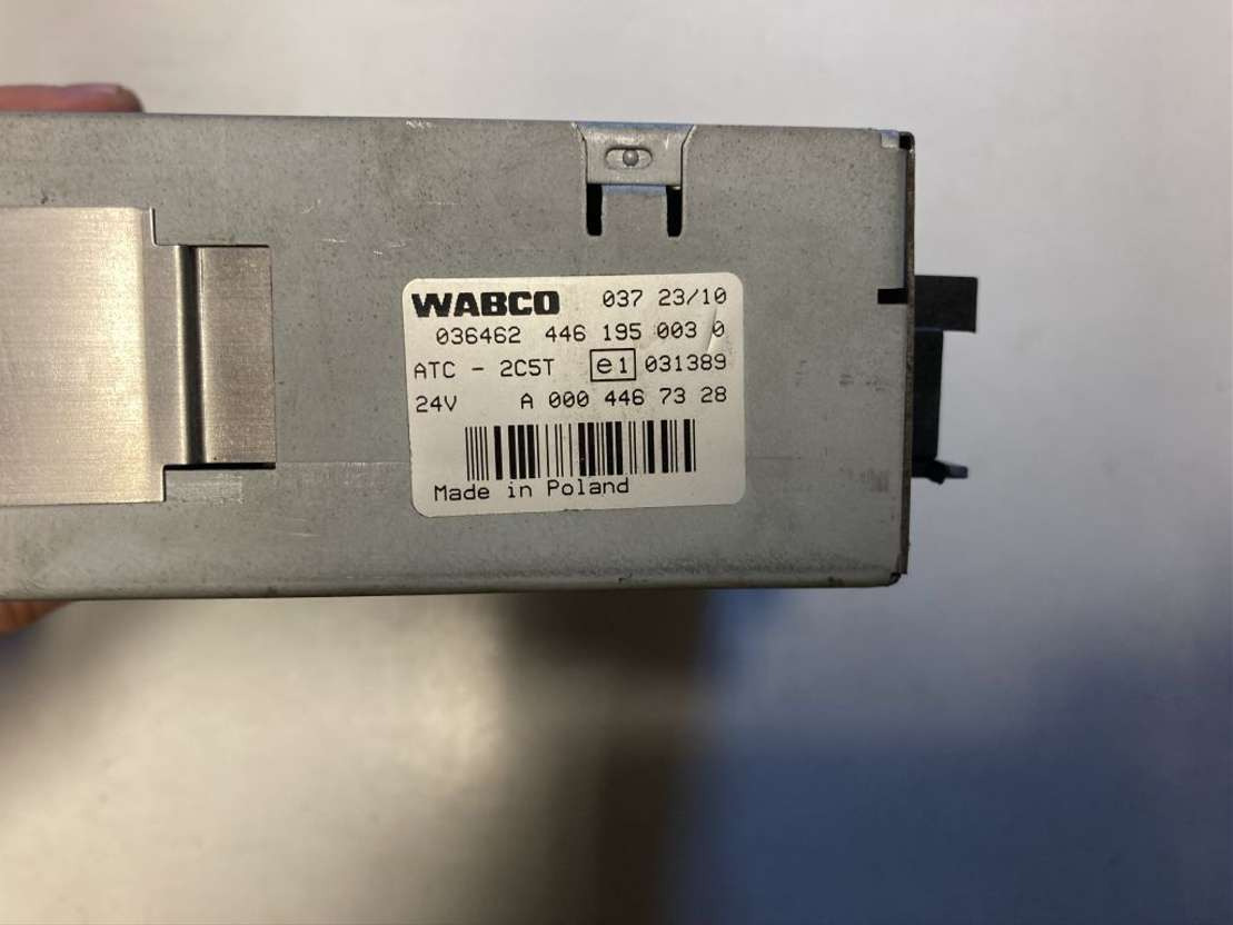 Wabco Wabco Klimabedienteil 4461950030 Citaro Mercedes 446 195 003 0 - Kabina i enterijer za Autobus: slika 2 Wabco Wabco Klimabedienteil 4461950030 Citaro Mercedes 446 195 003 0 - Kabina i enterijer za Autobus: slika 2