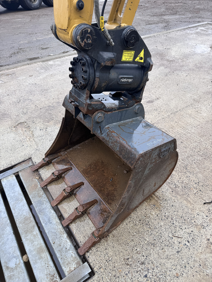 Mini bager CATERPILLAR 306 CR: slika 10 Mini bager CATERPILLAR 306 CR: slika 10