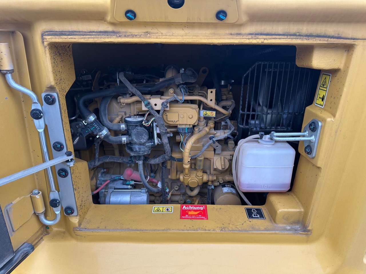 Mini bager CATERPILLAR 306 CR: slika 11 Mini bager CATERPILLAR 306 CR: slika 11