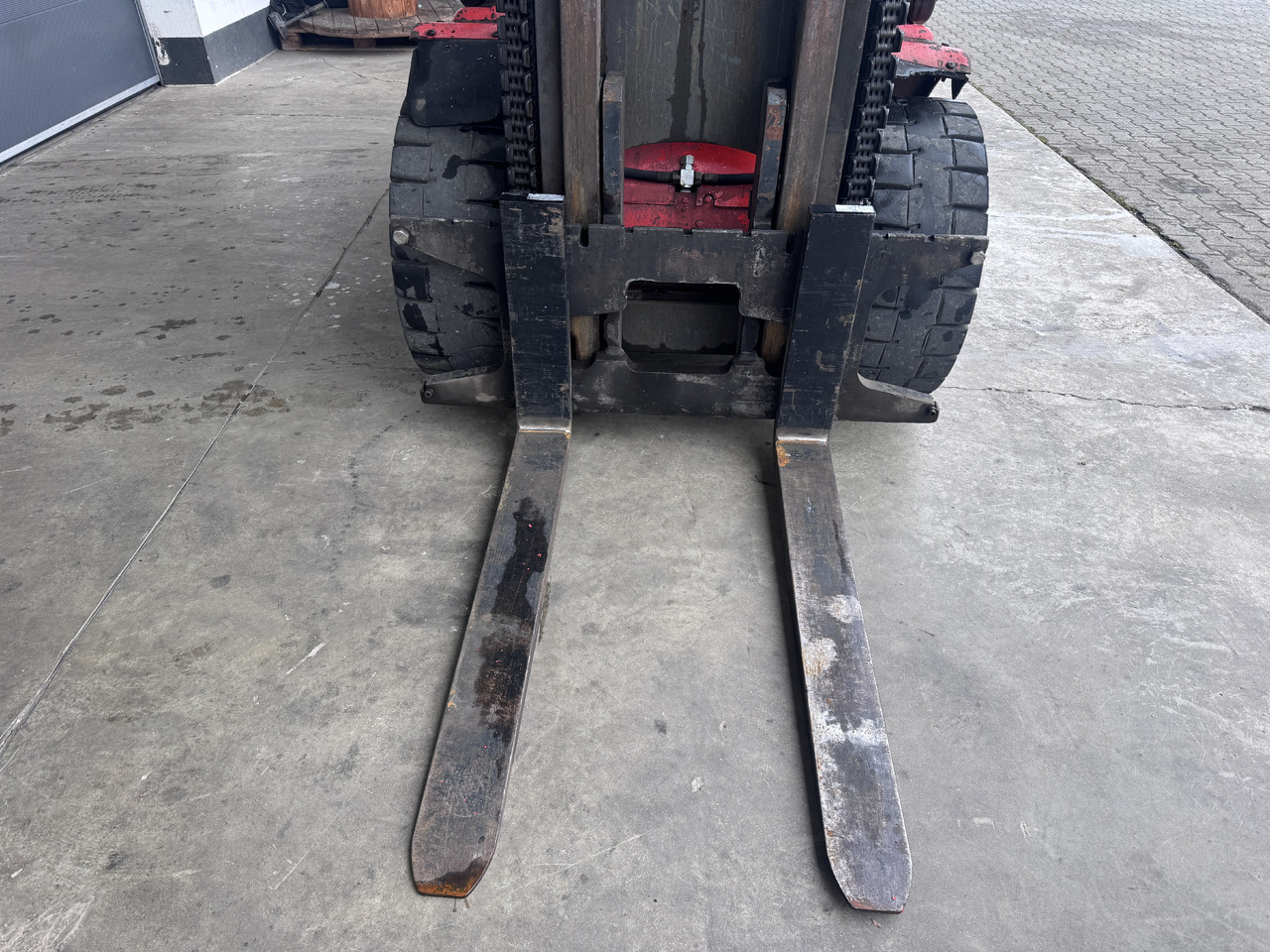 LINDE H 45 D 600 - Dizel viljuškar: slika 4 LINDE H 45 D 600 - Dizel viljuškar: slika 4