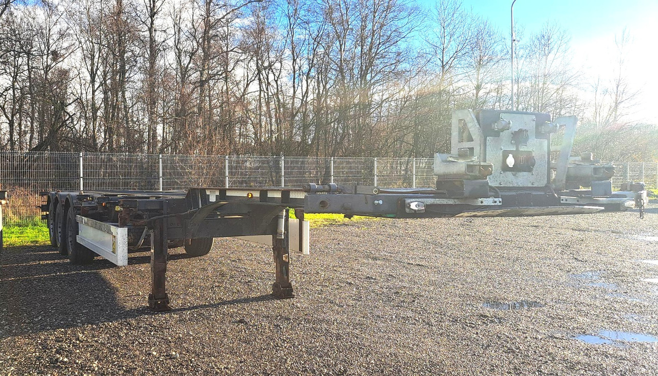 RENDERS EURO 922 - Poluprikolica za prevoz kontejnera/ Poluprikolica sa promenjivim sandukom: slika 4 RENDERS EURO 922 - Poluprikolica za prevoz kontejnera/ Poluprikolica sa promenjivim sandukom: slika 4