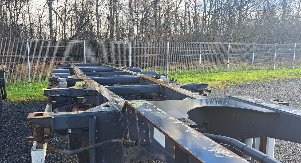 RENDERS EURO 922 - Poluprikolica za prevoz kontejnera/ Poluprikolica sa promenjivim sandukom: slika 5 RENDERS EURO 922 - Poluprikolica za prevoz kontejnera/ Poluprikolica sa promenjivim sandukom: slika 5