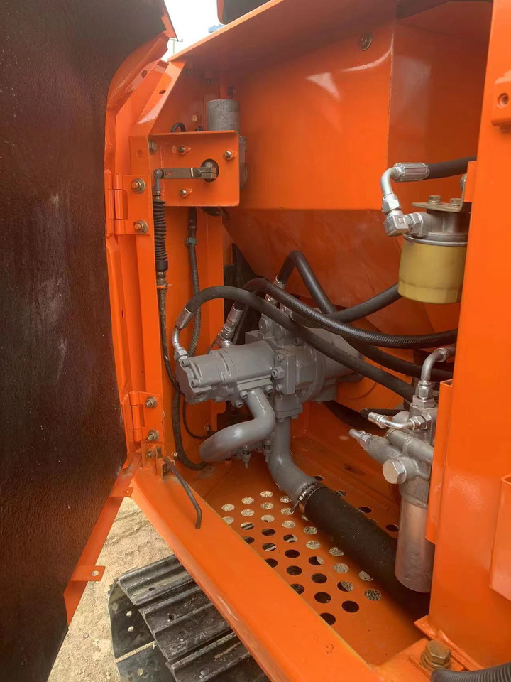 HITACHI ZX60 - Mini bager: slika 3 HITACHI ZX60 - Mini bager: slika 3