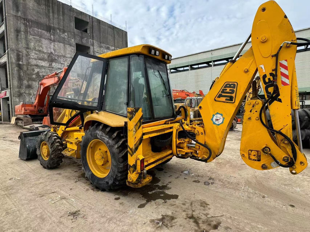 JCB 3CX - Bager utovarivač: slika 2 JCB 3CX - Bager utovarivač: slika 2