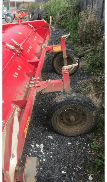 GRIMME KS3600 - Mašina za tarupiranje lista: slika 3 GRIMME KS3600 - Mašina za tarupiranje lista: slika 3