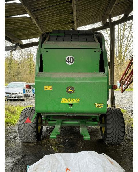 JOHN DEERE 864 MAXICUT - Balirka za okrugle bale: slika 5 JOHN DEERE 864 MAXICUT - Balirka za okrugle bale: slika 5