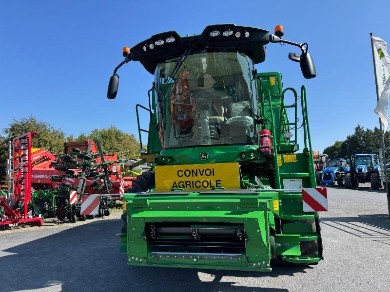 JOHN DEERE T550 - Kombinovani kombajn: slika 2 JOHN DEERE T550 - Kombinovani kombajn: slika 2