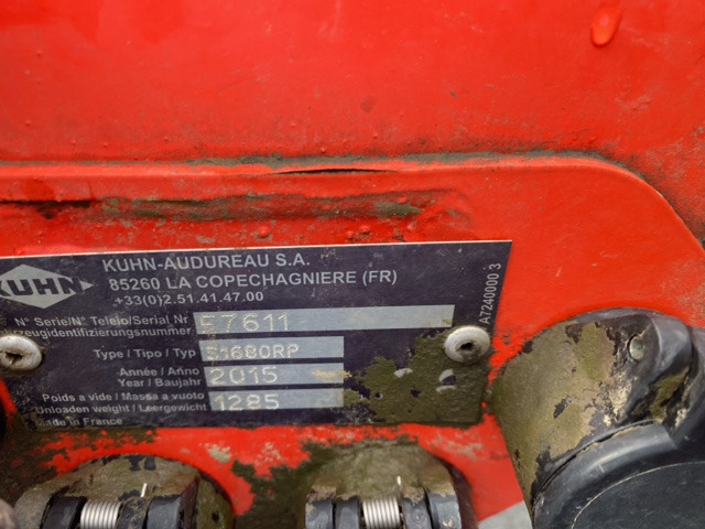 KUHN S1680RP - Bočni mulčer: slika 2 KUHN S1680RP - Bočni mulčer: slika 2