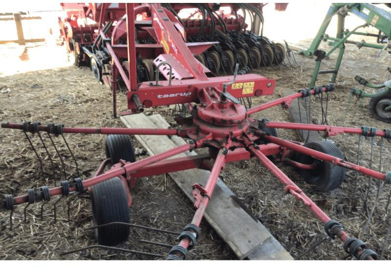 TAARUP 9035 - Prevrtač/ Grabuljač: slika 5 TAARUP 9035 - Prevrtač/ Grabuljač: slika 5