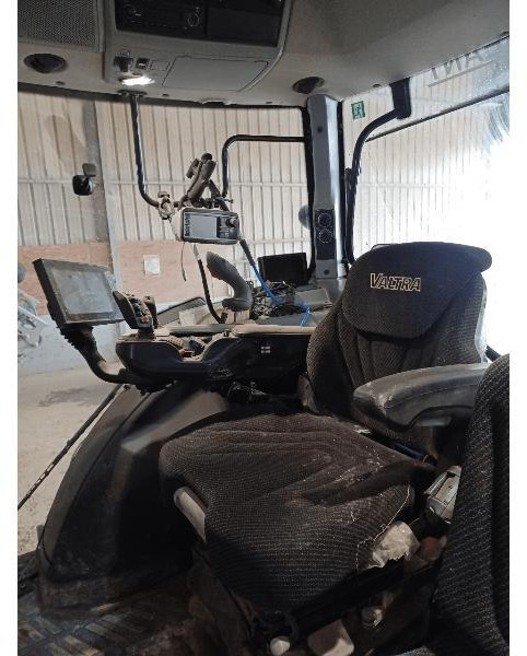 VALTRA N174 DIRECT - Traktor: slika 5 VALTRA N174 DIRECT - Traktor: slika 5