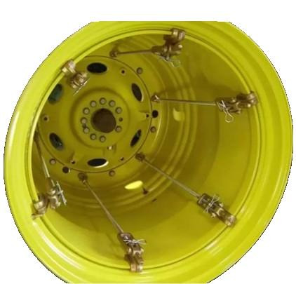 Complete dual wheel set IF710/70R42 Advance AR1200 - Traktor: slika 2 Complete dual wheel set IF710/70R42 Advance AR1200 - Traktor: slika 2