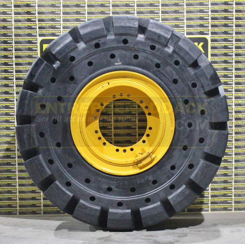 Complete solid wheels 26.5-25 on rims for Volvo L110/L120E  - Utovarivač točkaš: slika 4 Complete solid wheels 26.5-25 on rims for Volvo L110/L120E  - Utovarivač točkaš: slika 4
