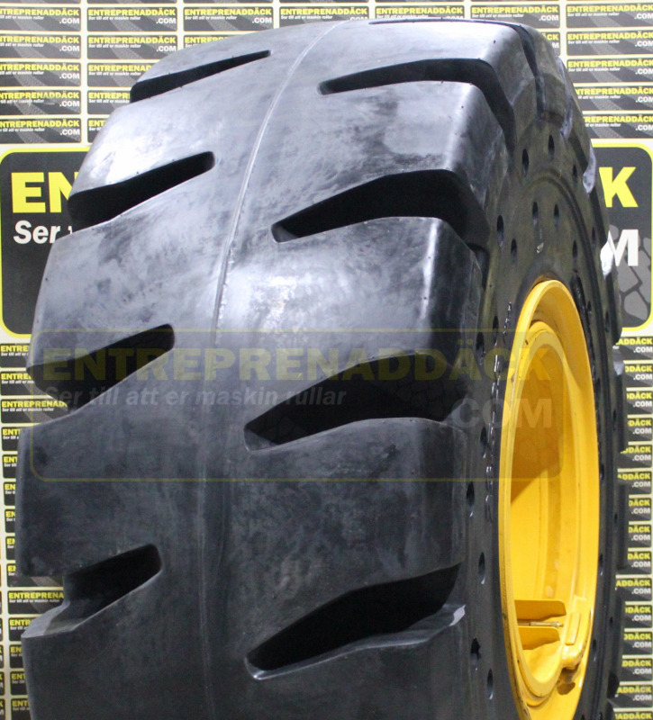 Complete solid wheels 26.5-25 on rims for Volvo L110/L120E  - Utovarivač točkaš: slika 1 Complete solid wheels 26.5-25 on rims for Volvo L110/L120E  - Utovarivač točkaš: slika 1